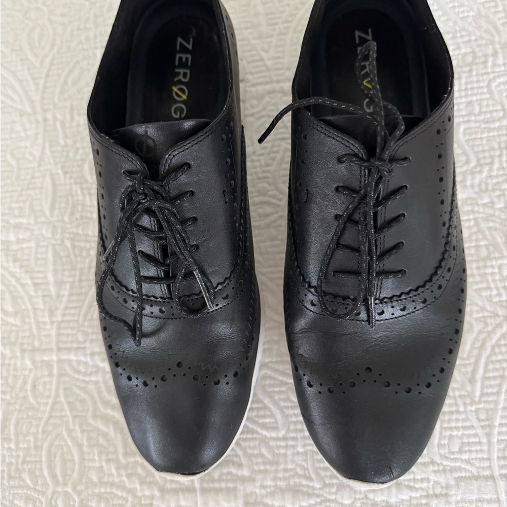 Women’s Cole Hann ZeroGrand
Gently Worn Excellent Condition